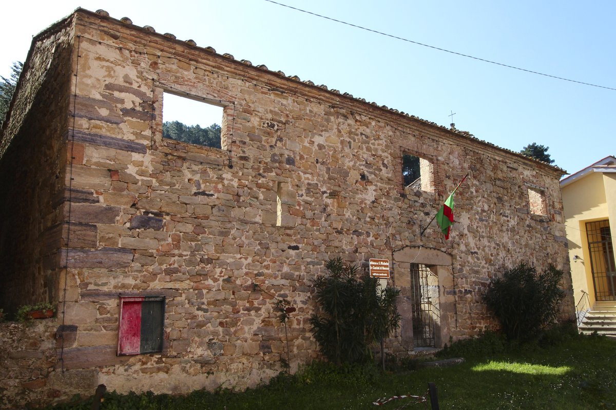 chiesa di San Michele Arcangelo - Buti