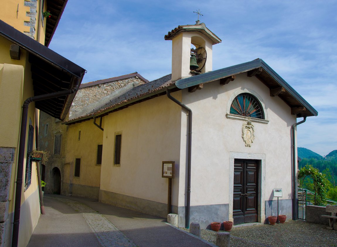 chiesa delle Sante Lucia e Rosa da Lima - Taleggio