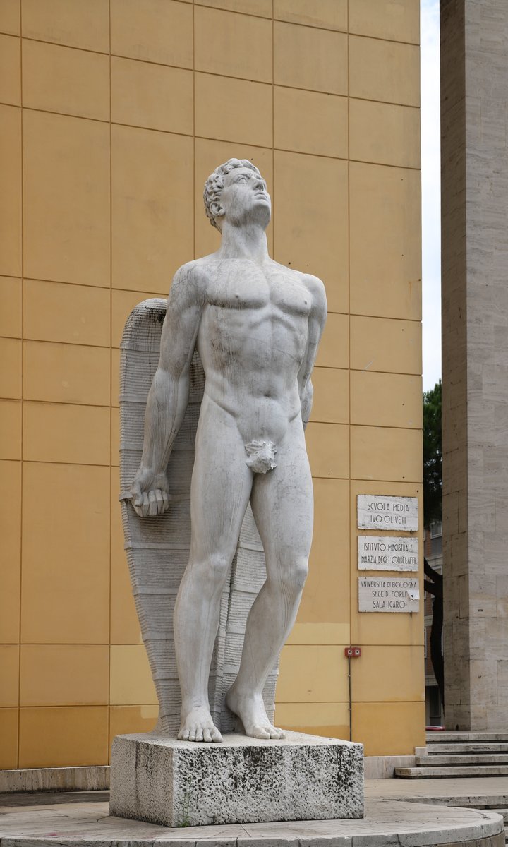 statua di Icaro - Forlì