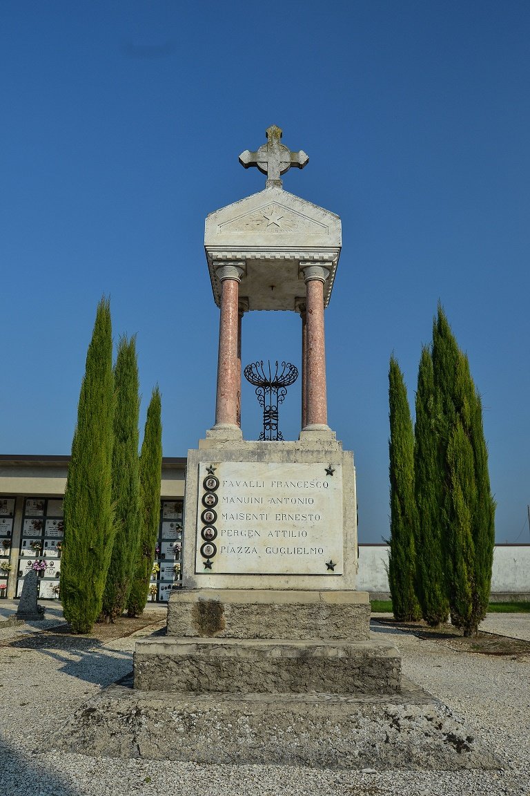 monumento ai Caduti