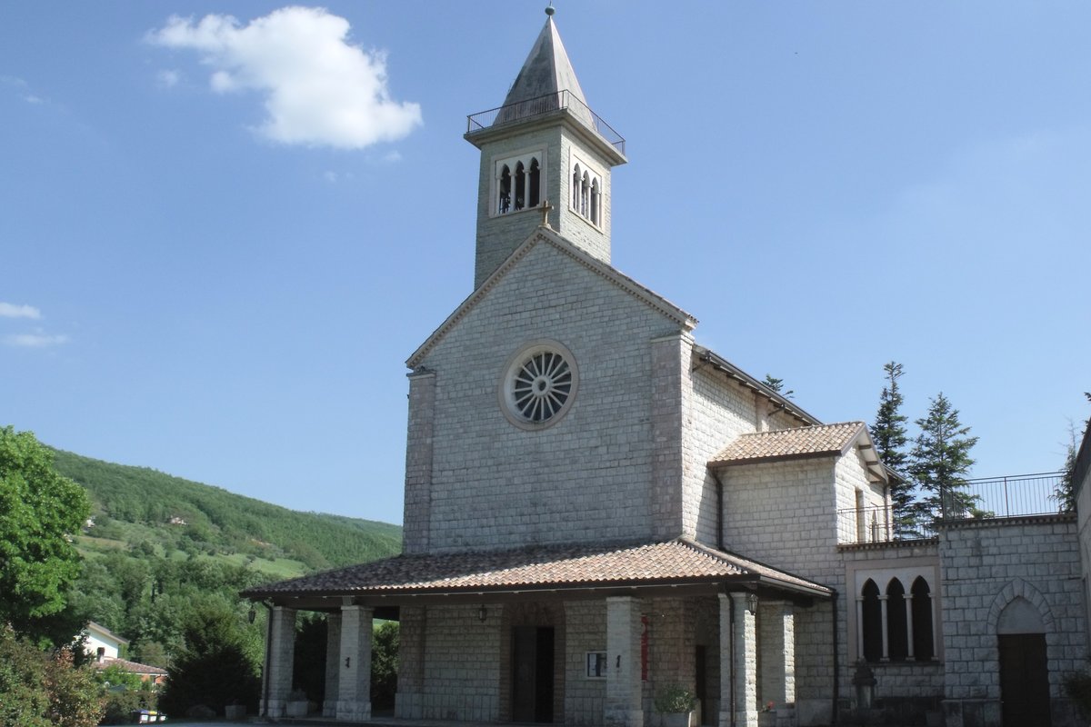 chiesa Nostra Signora De La Salette - Nocera Umbra