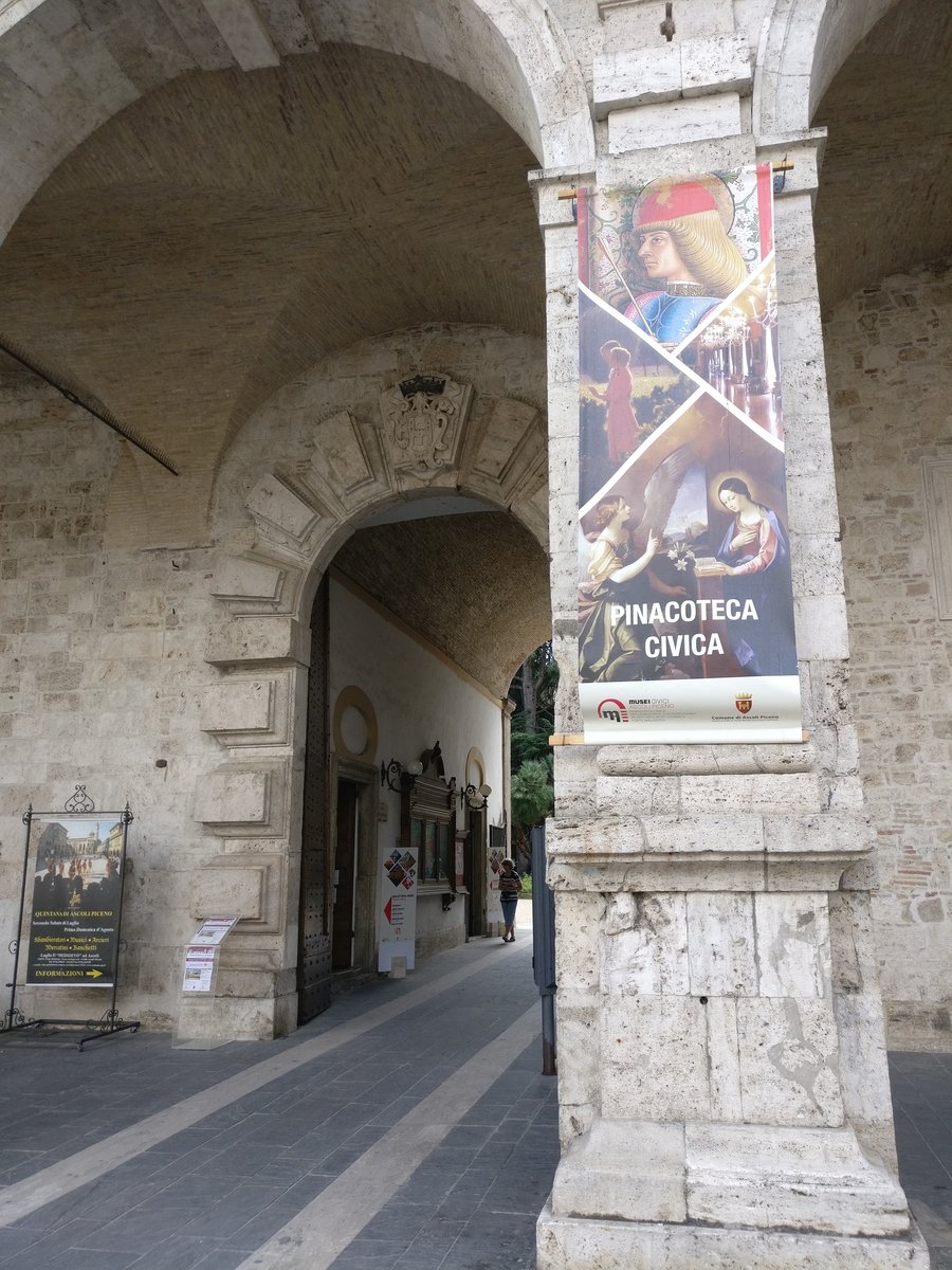 pinacoteca civica