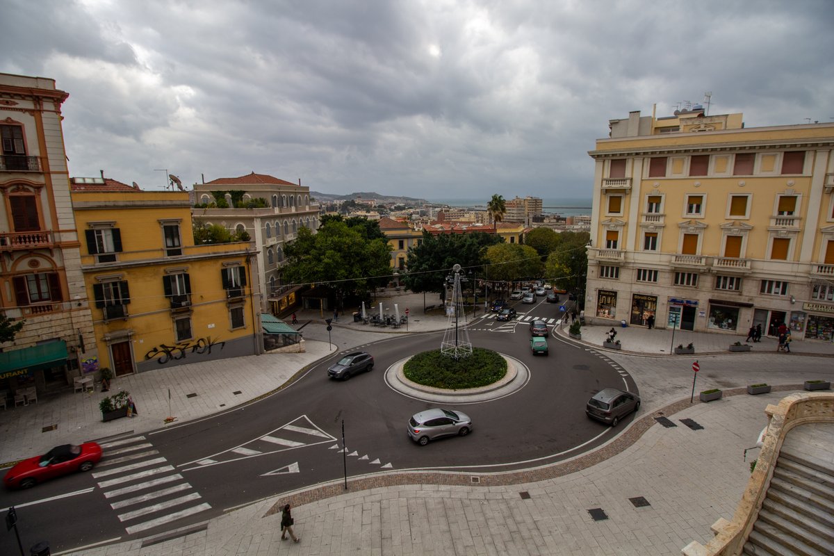 piazza Costituzione - Cagliari