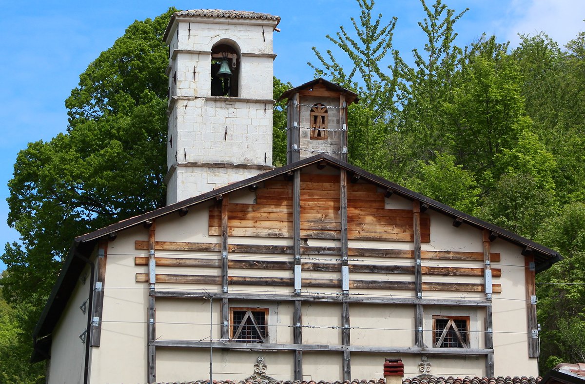 chiesa di San Leonardo di Limoges - Preci