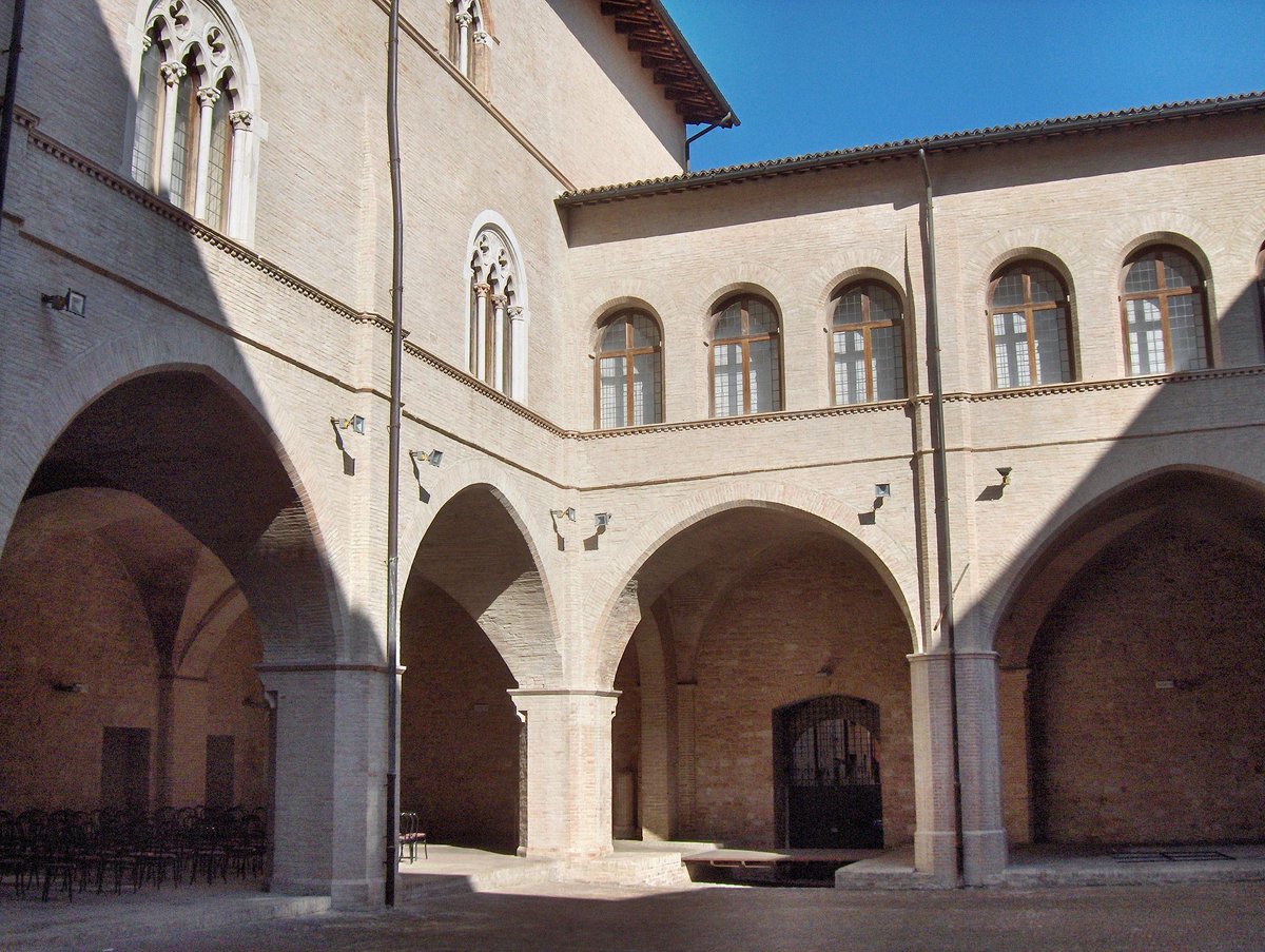 Pinacoteca civica di Foligno