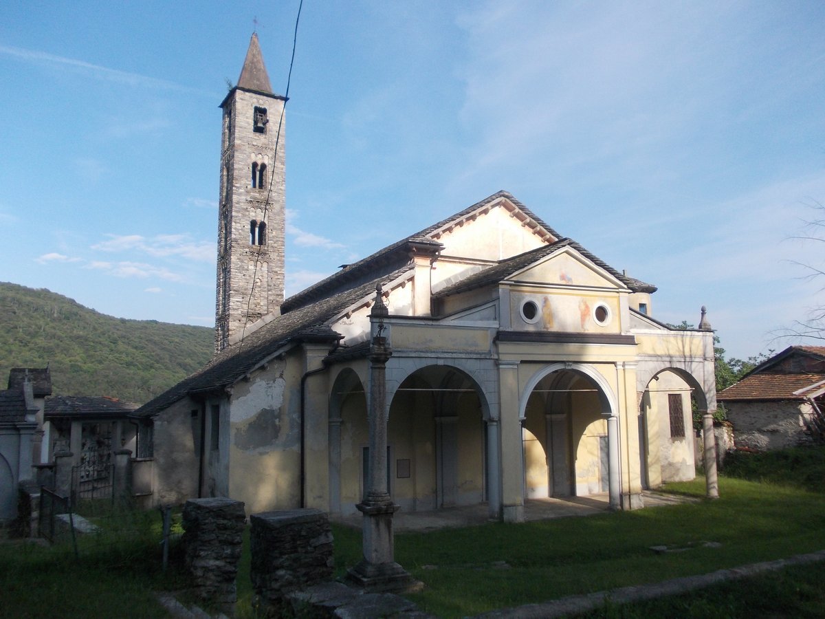 chiesa di San Pietro - Brovello-Carpugnino