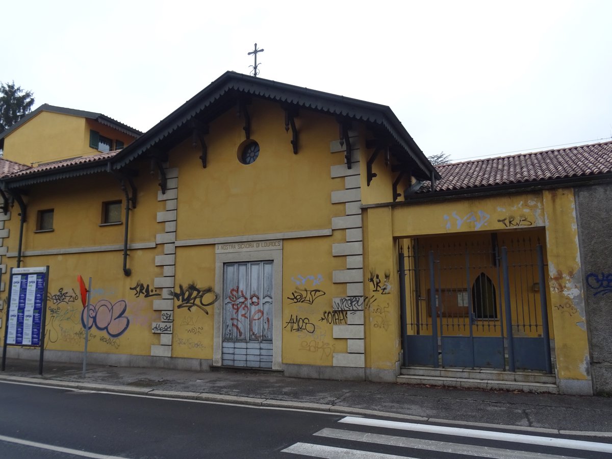 chiesa di Nostra Signora di Lourdes - Monza