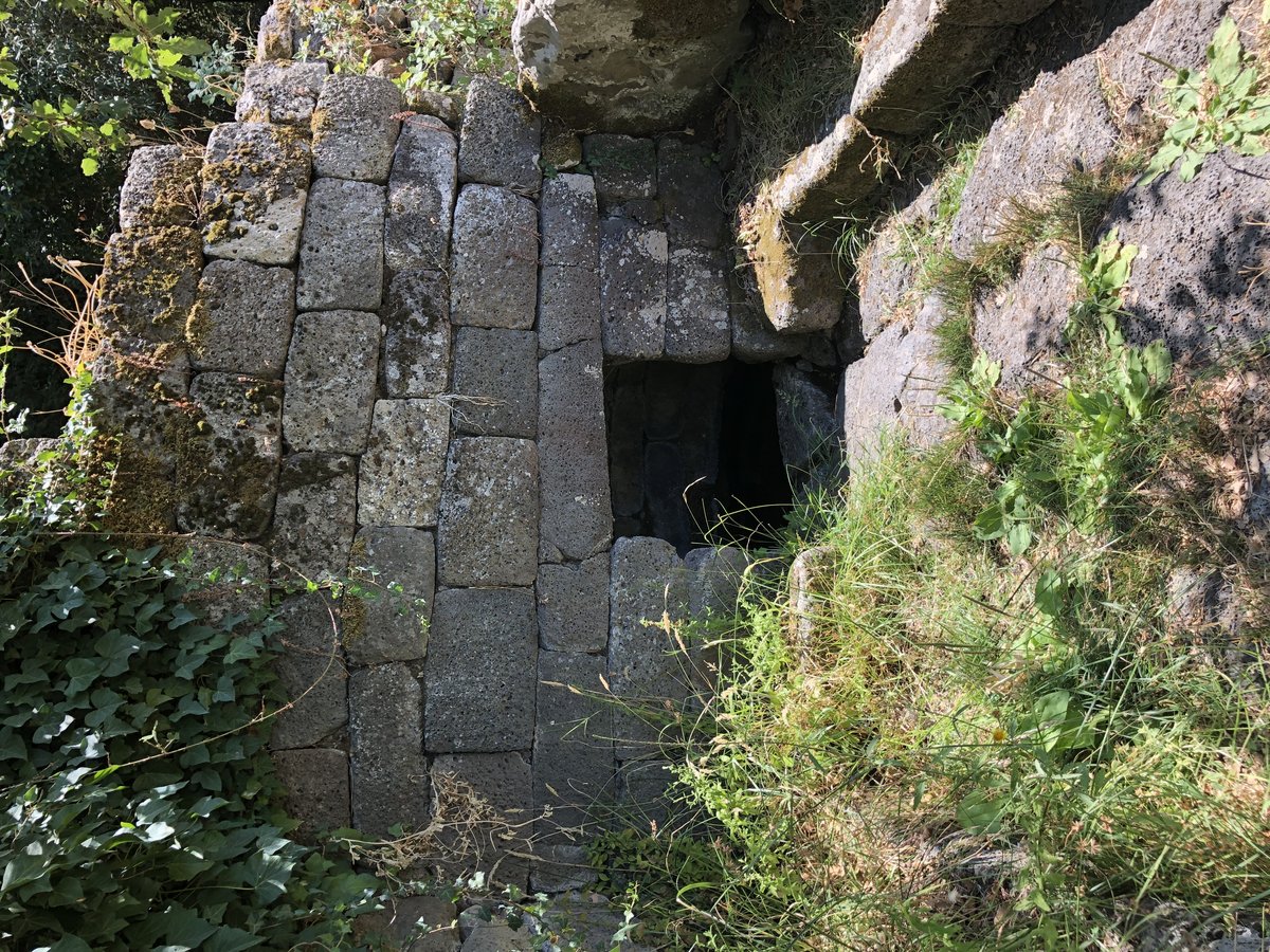 fonte sacra di Su Lumarzu - Bonorva