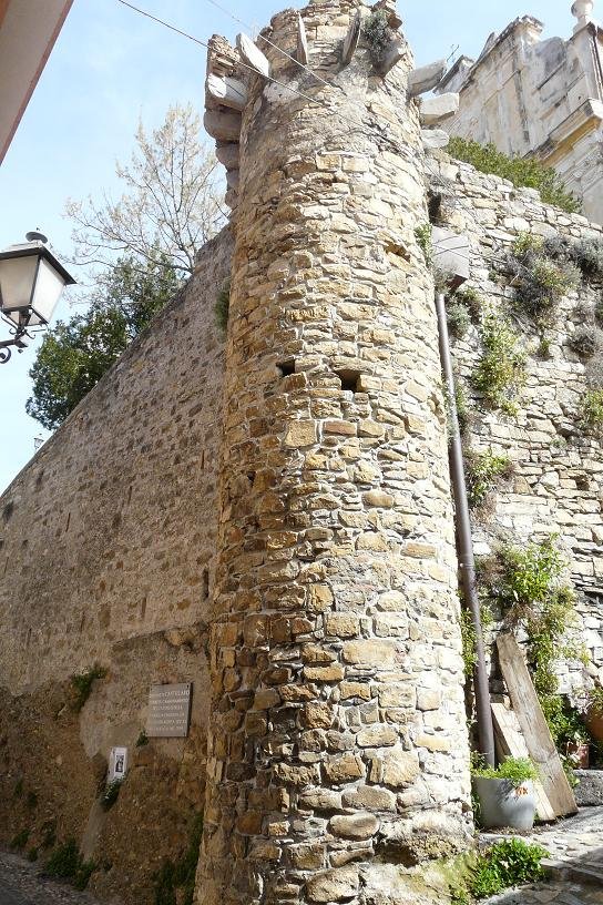 Torretta merlata - Castellaro