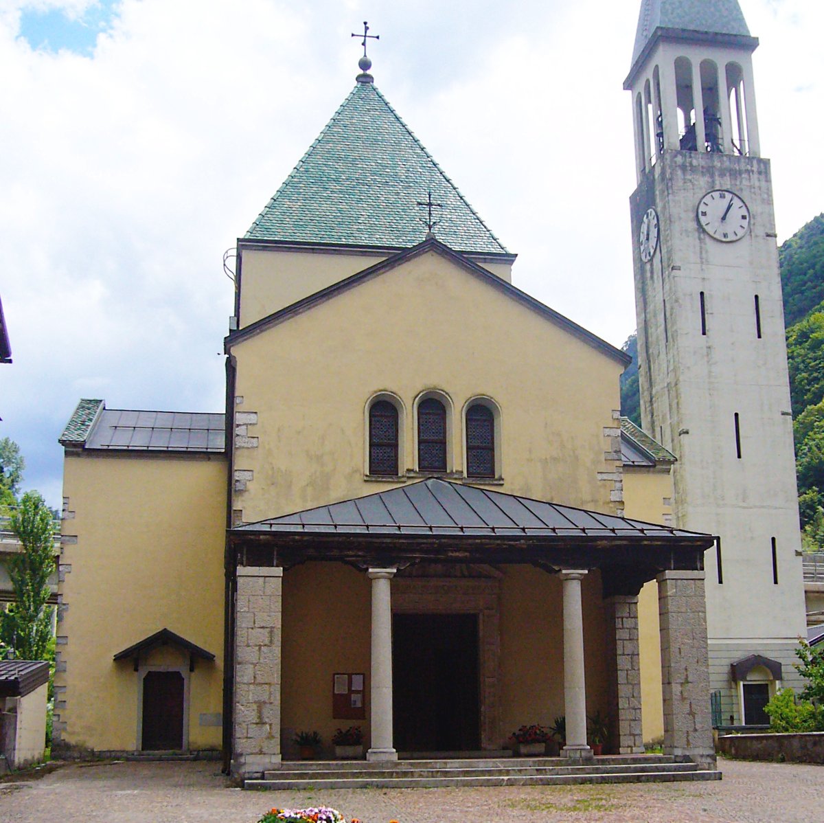 chiesa di San Leonardo - Dogna