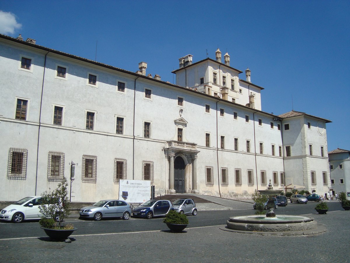 Palazzo Chigi - Lanuvio