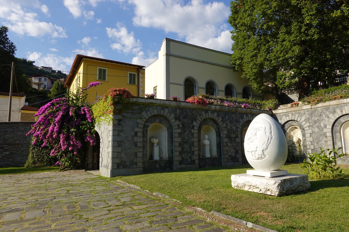 parco di Villa Schiff Giorgini - Montignoso