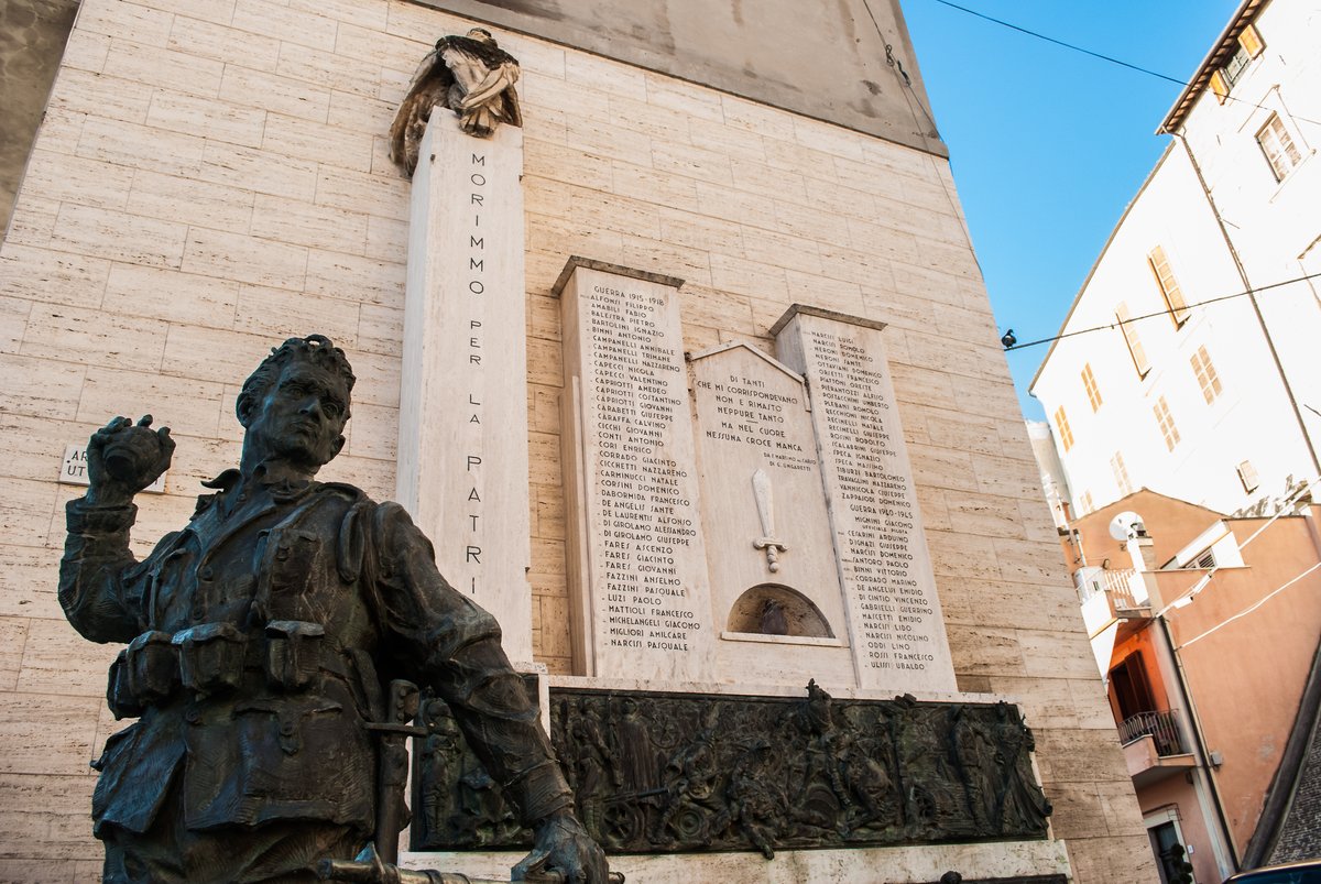 monumento ai Caduti - Monsampolo del Tronto