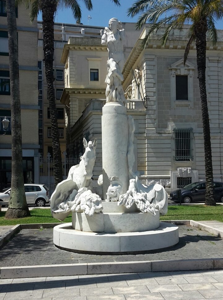 monumento a Virgilio