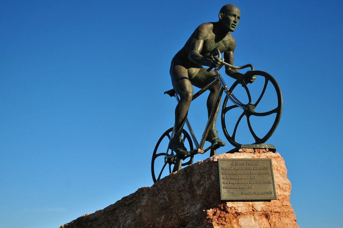 monumento a Marco Pantani - Cesenatico
