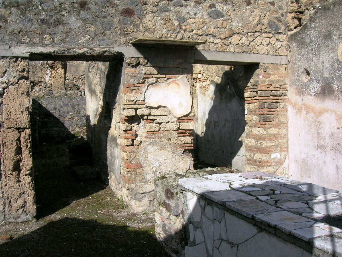 caupona di Spatalus (V.4.7)