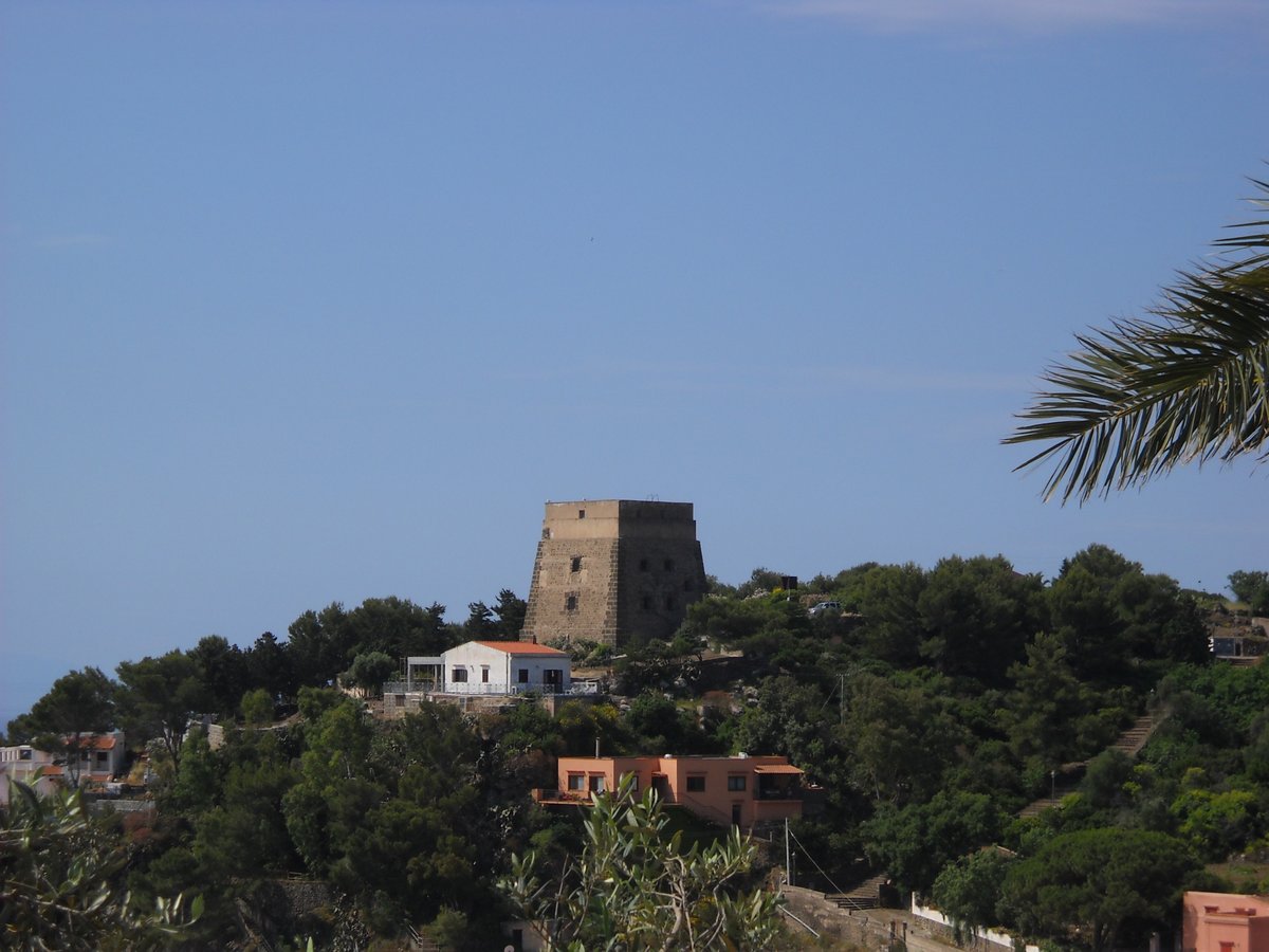 Torre di Santa Maria - Ustica