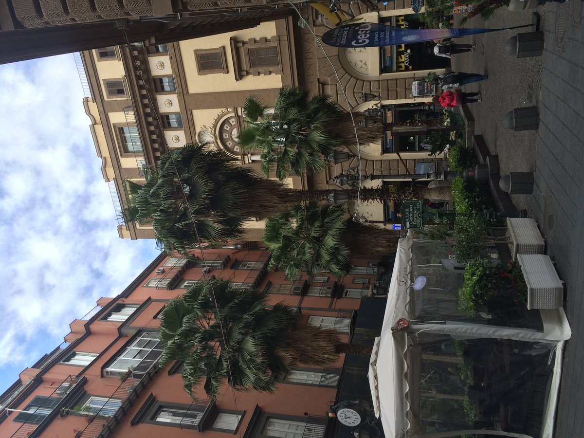 piazzetta Duca d'Aosta - 1