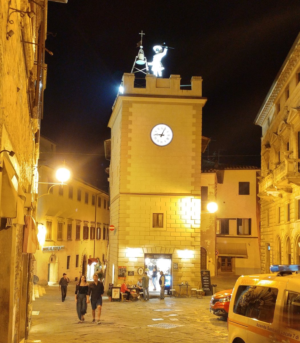 Torre di Pulcinella (Montepulciano) - Montepulciano
