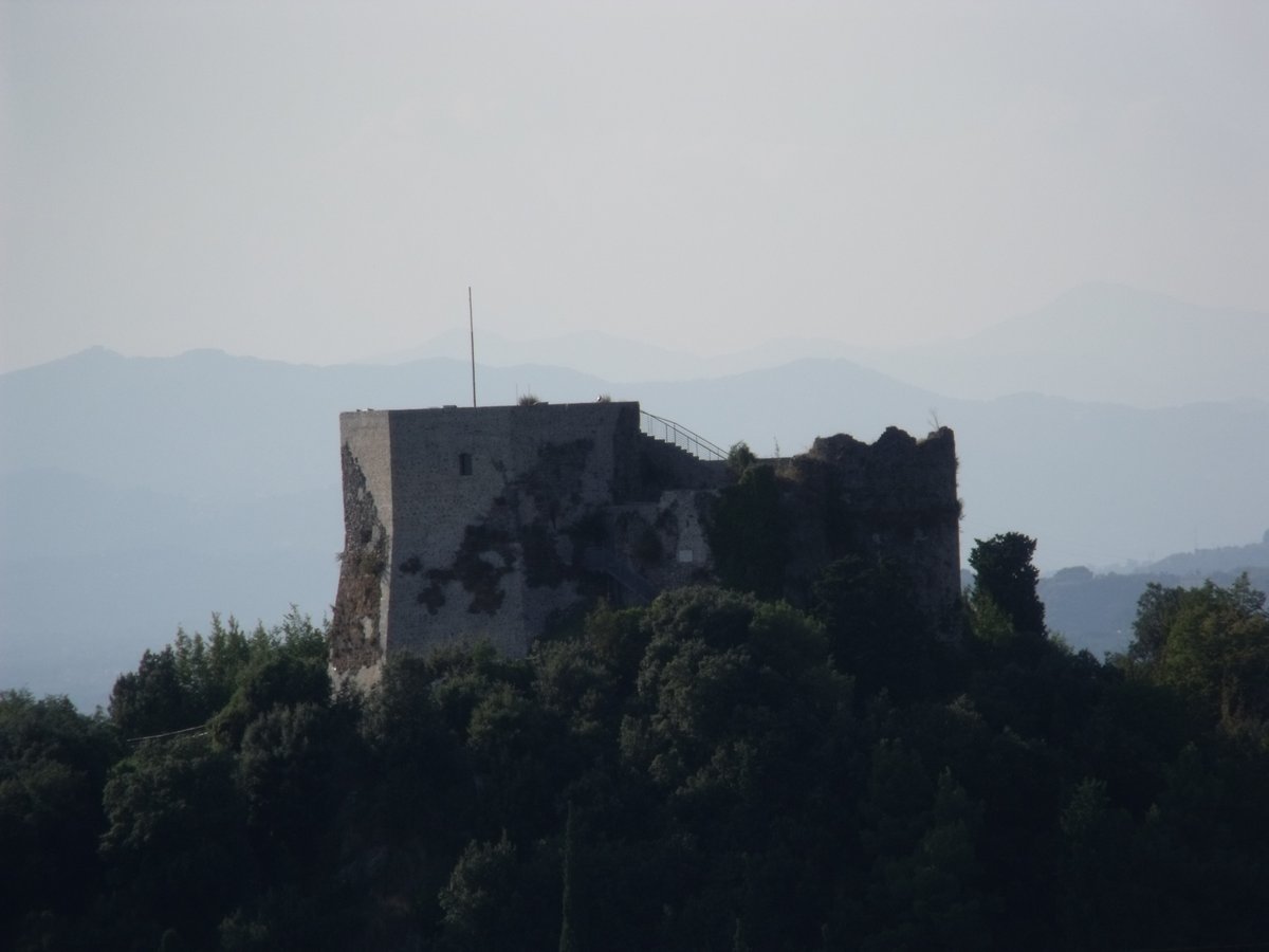 Castello Aghinolfi - Montignoso
