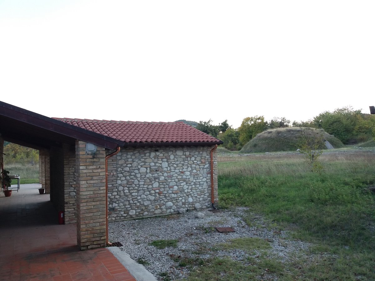 necropoli di Campovalano