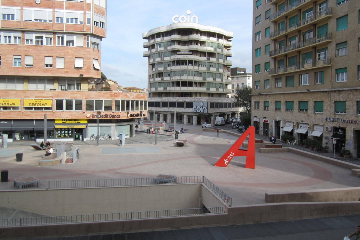 piazza Attias - Livorno