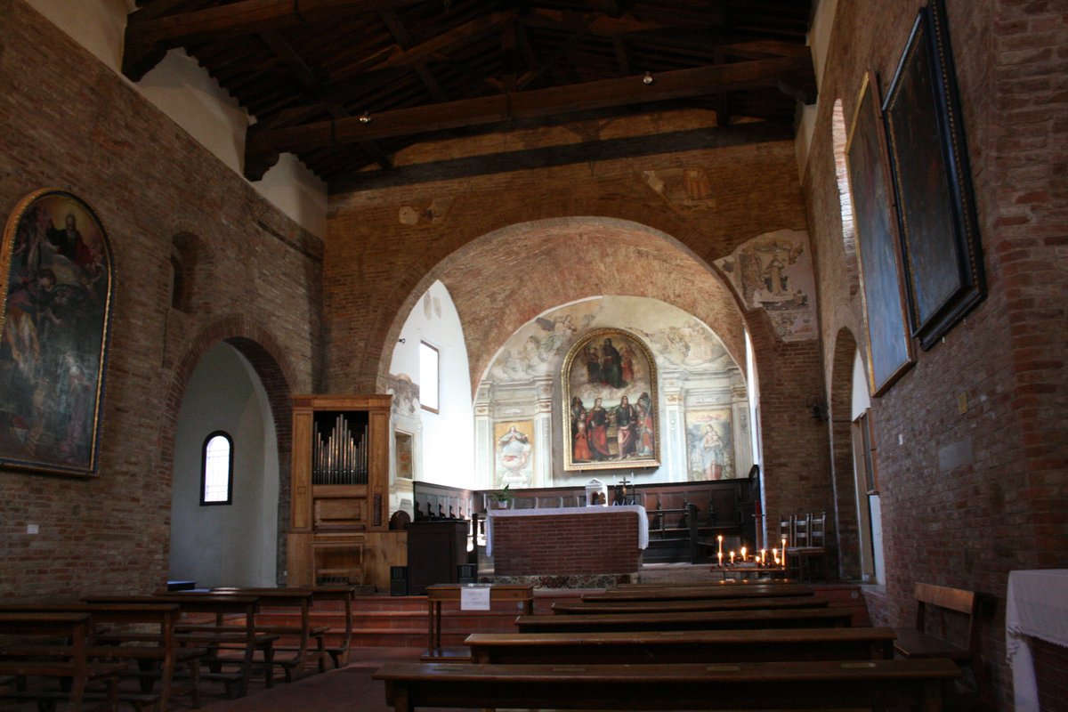 chiesa delle Sante Flora e Lucilla - Torrita di Siena