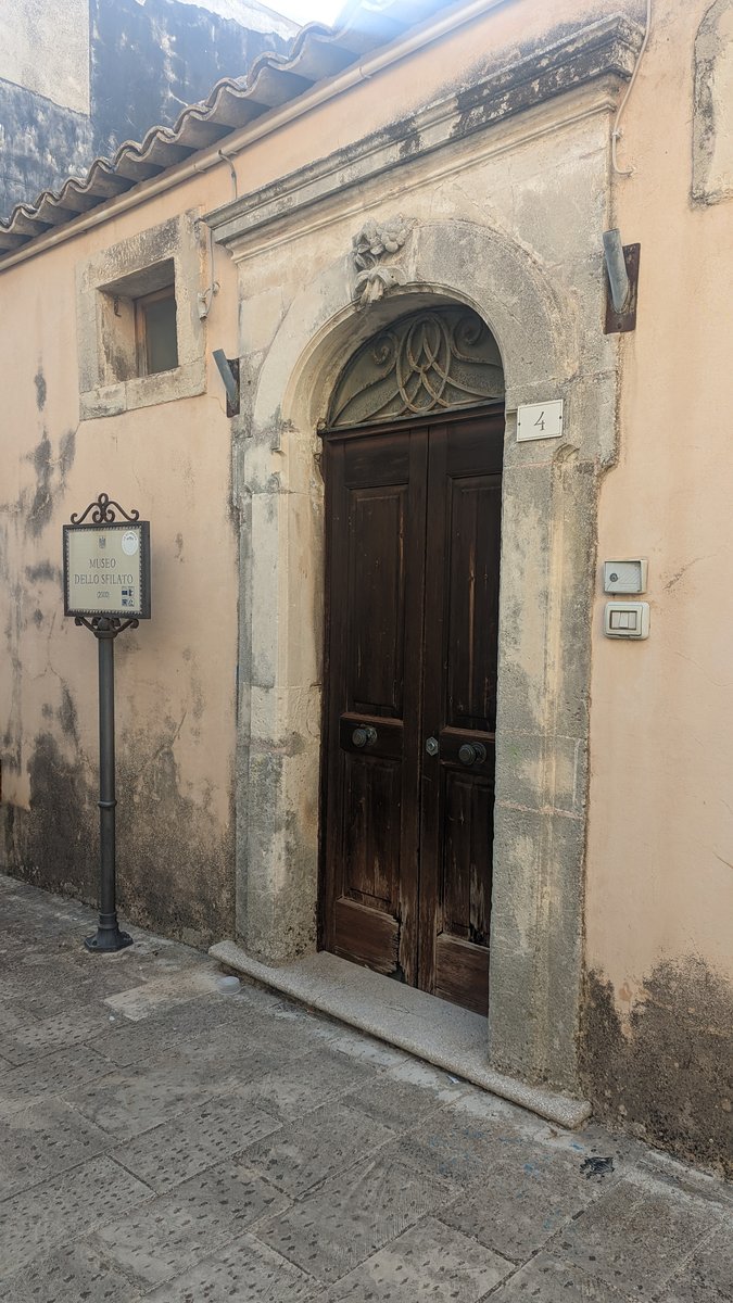 museo del Ricamo e dello Sfilato siciliano