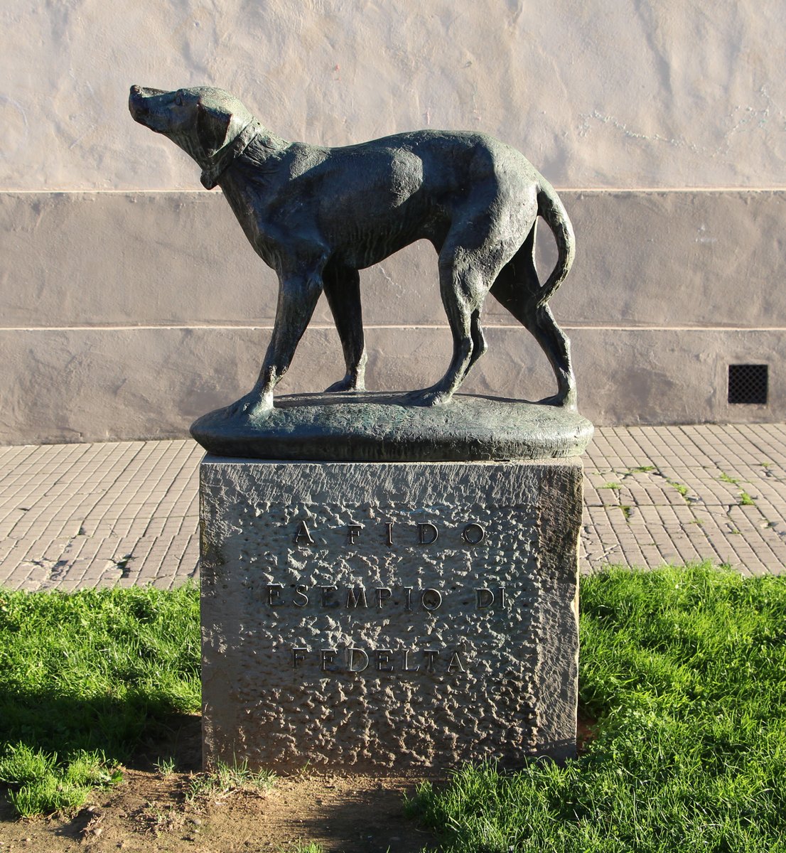 Monumento Al Cane Fido