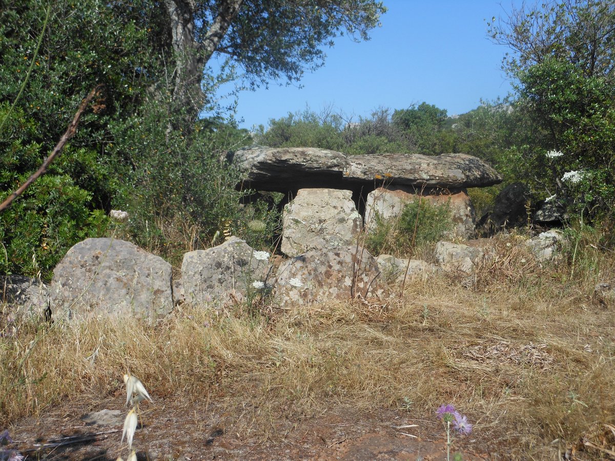 dolmen di Motorra - Dorgali