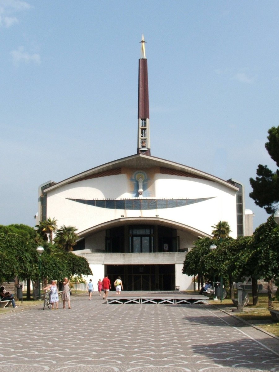 chiesa di San Giovanni Bosco - Lignano Sabbiadoro