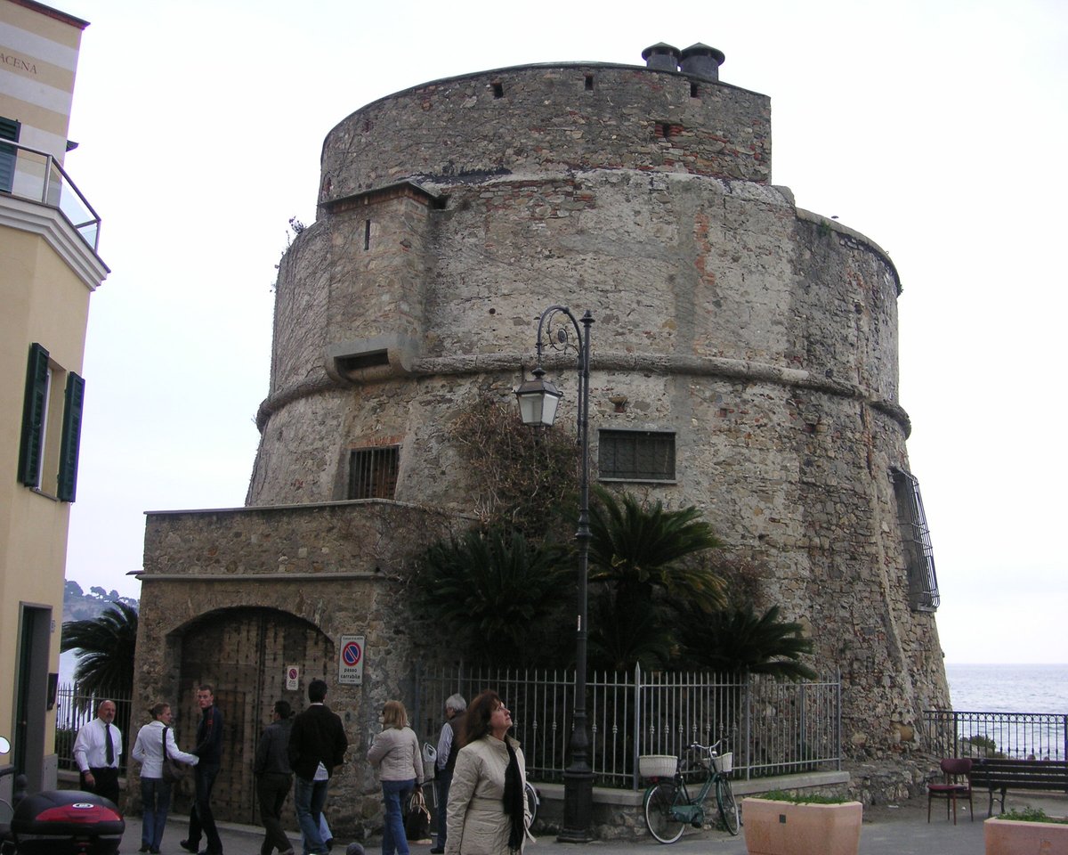 Torrione della Coscia - Alassio