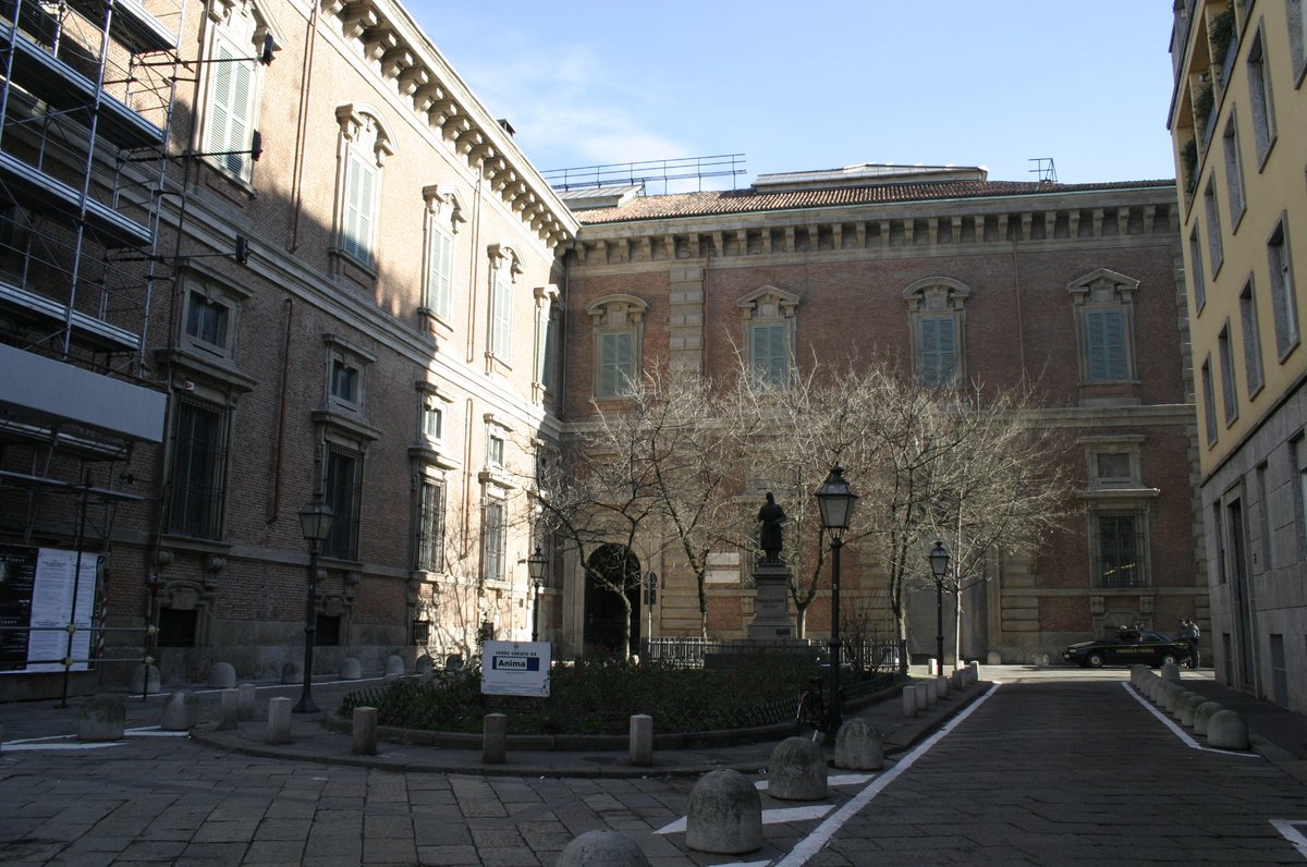 piazzetta di Brera