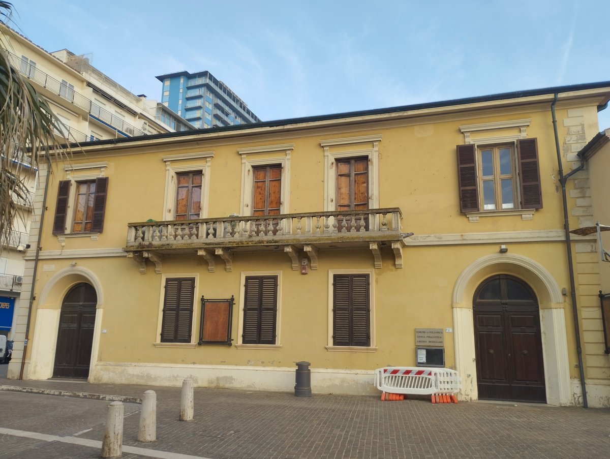 Pinacoteca civica di Follonica - Follonica