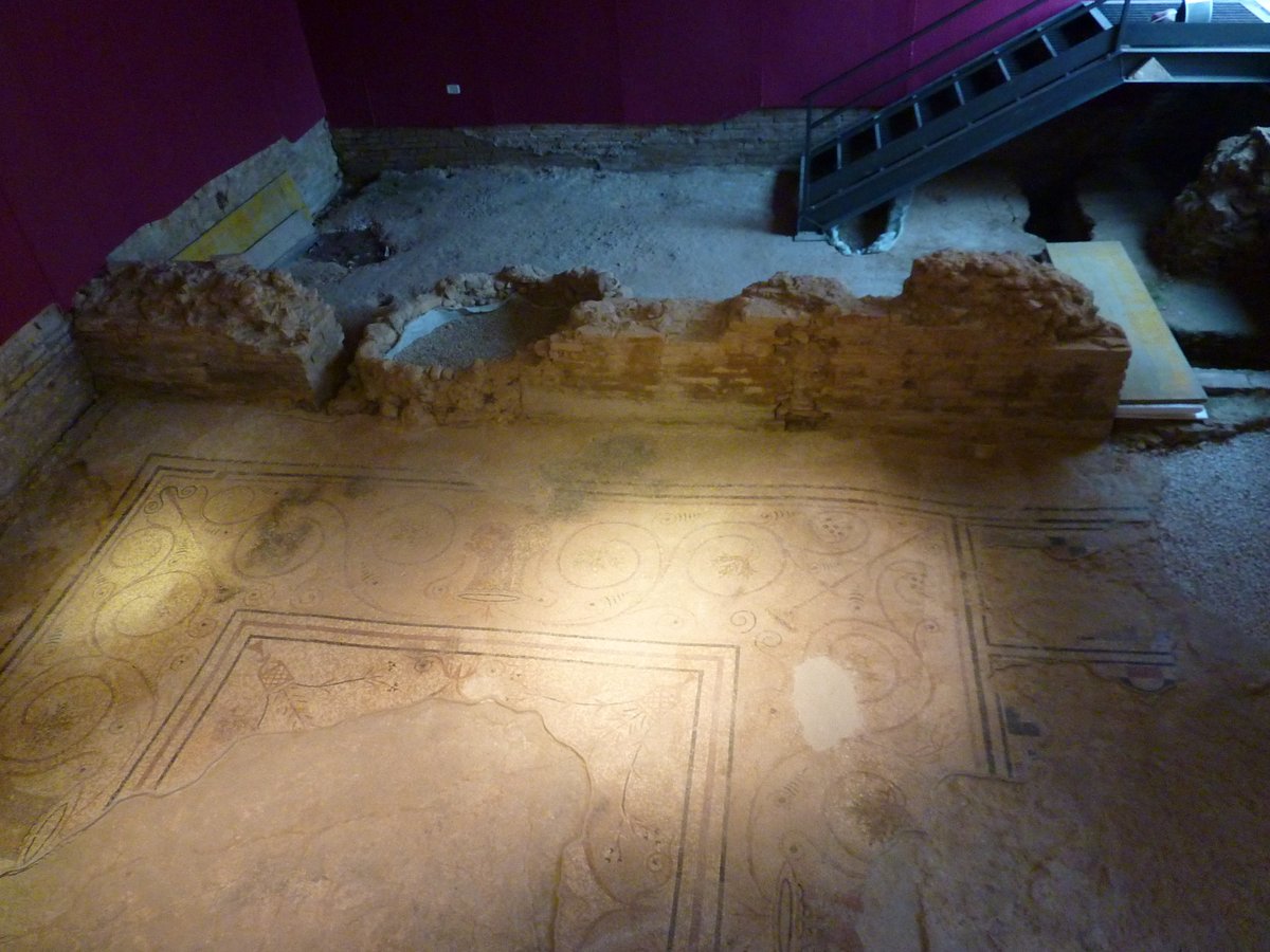 Isola archeologica del mosaico romano - San Salvo