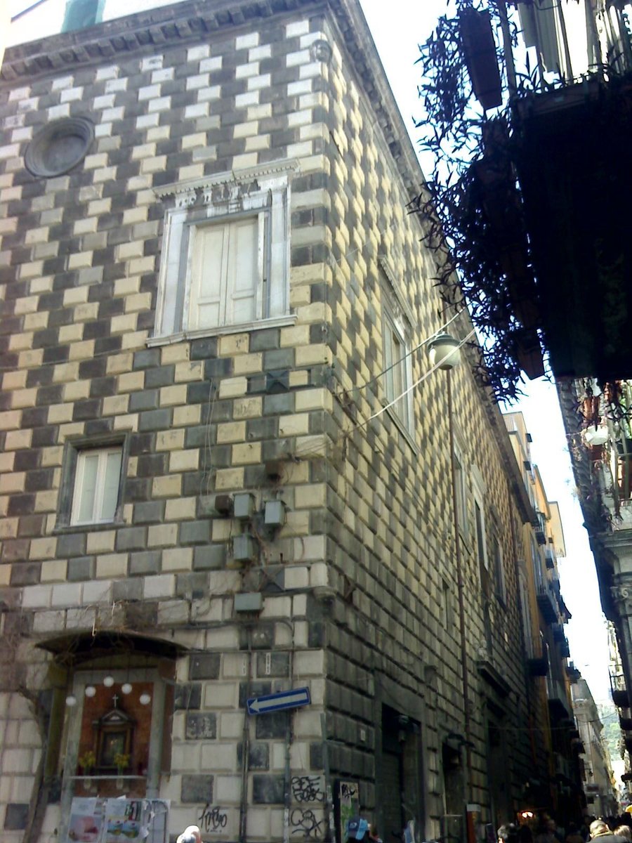 Palazzo Diomede Carafa