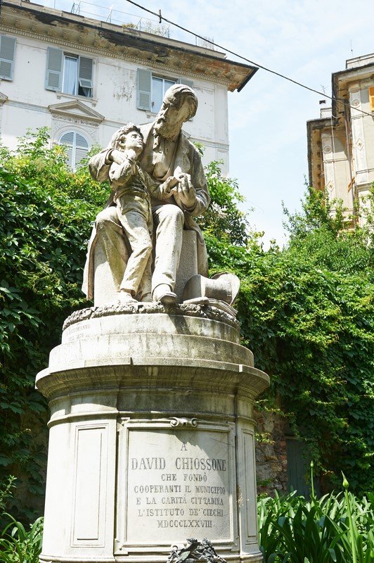 statua di David Chiossone