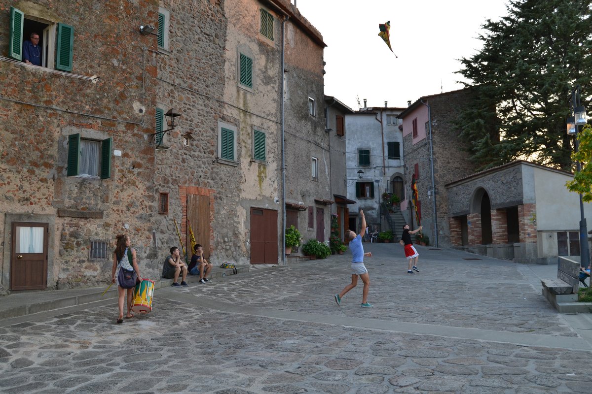 piazza Bellavista - Castel del Piano