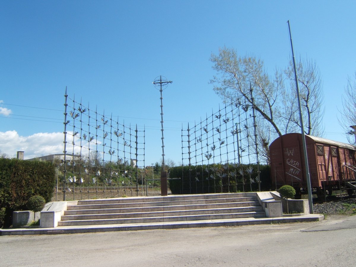 Monumento agli ex internati - Pescantina