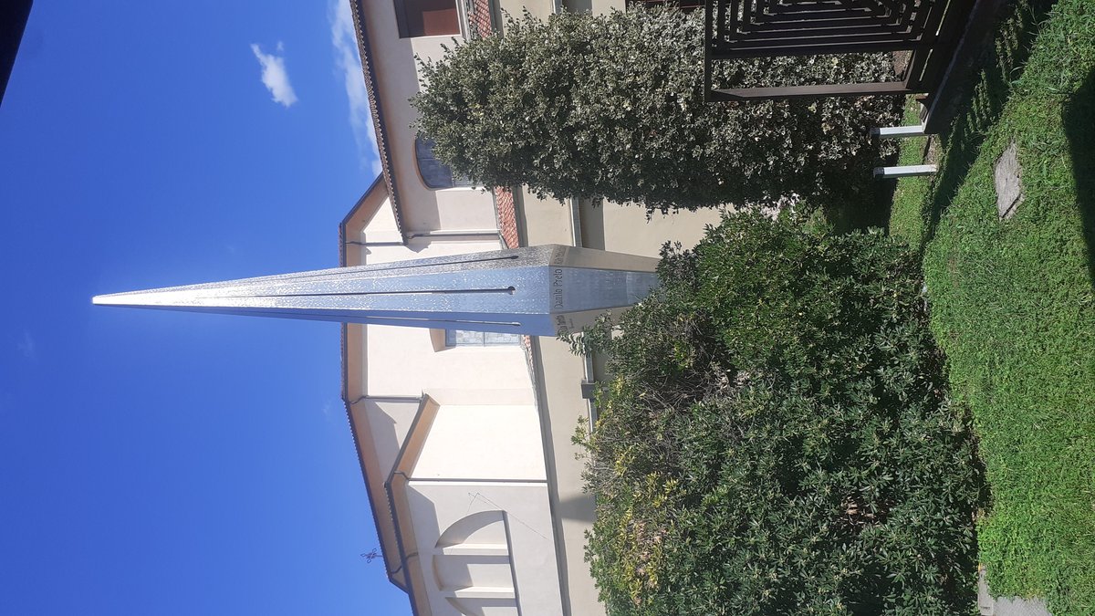 Monumento ai partigiani presso le ex Carceri degli Scalzi