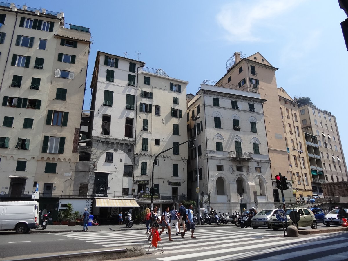 piazza Cavour