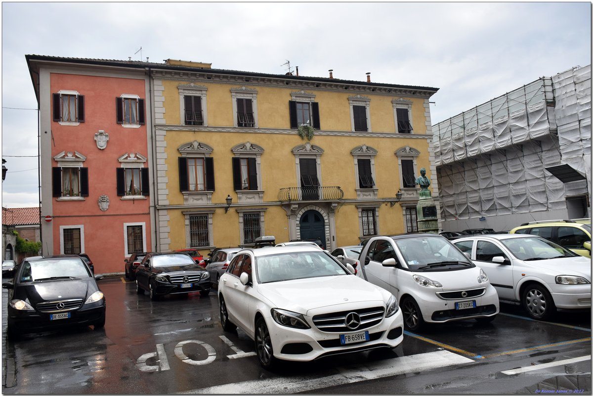 Piazza della Magione