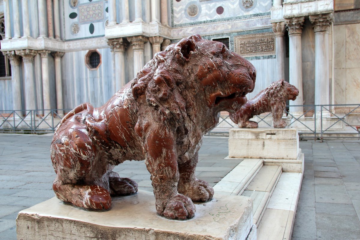 piazzetta dei Leoncini