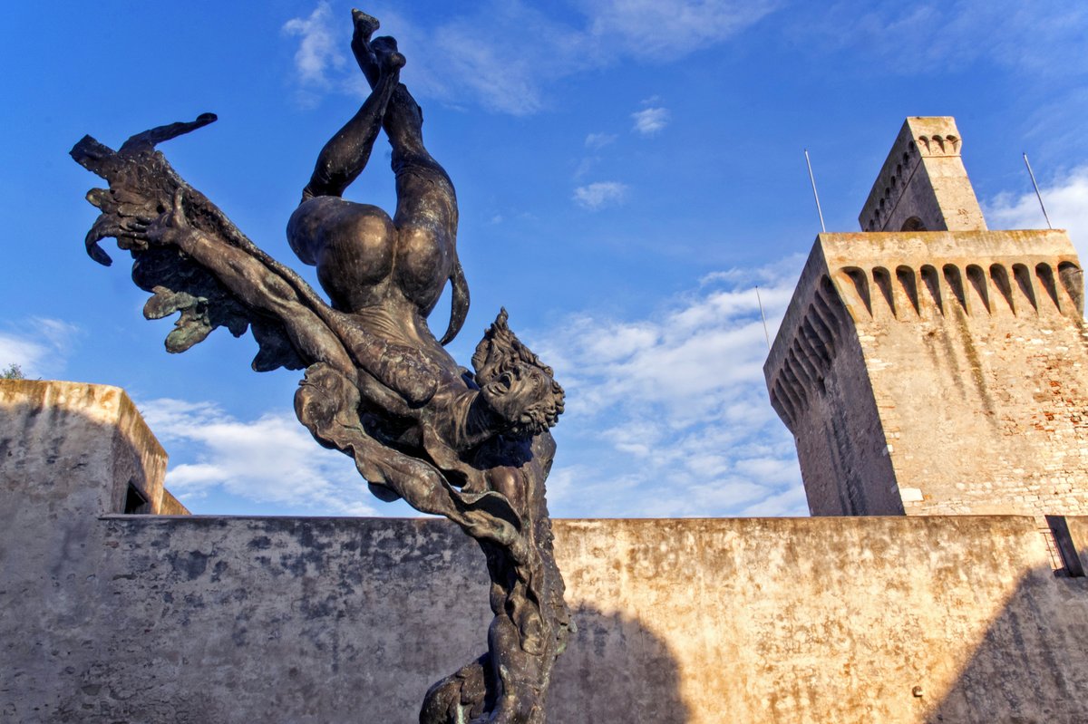 statua di Icaro - Piombino