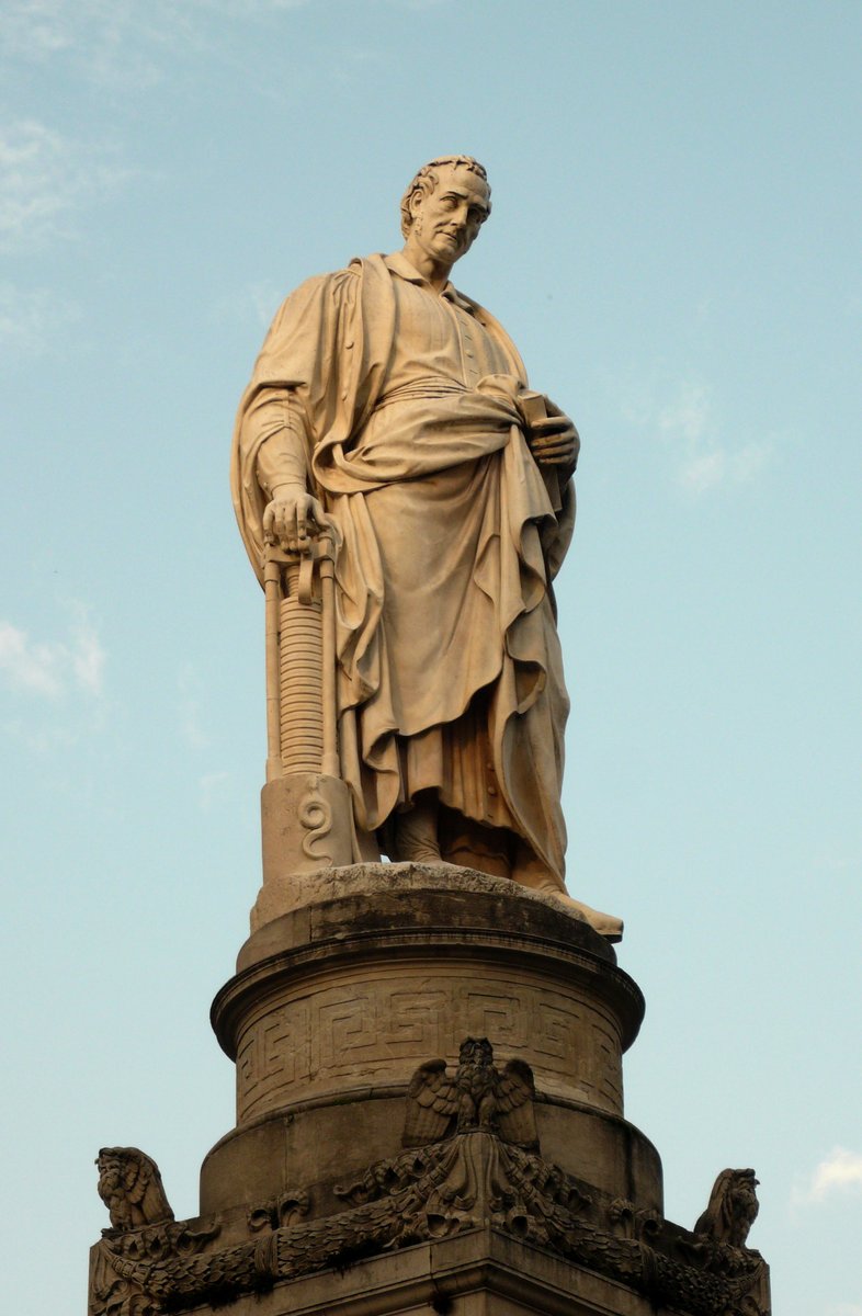 Statua di Alessandro Volta