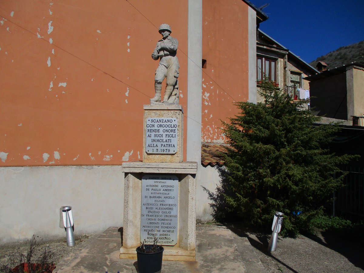 Monumento ai caduti - Sante Marie