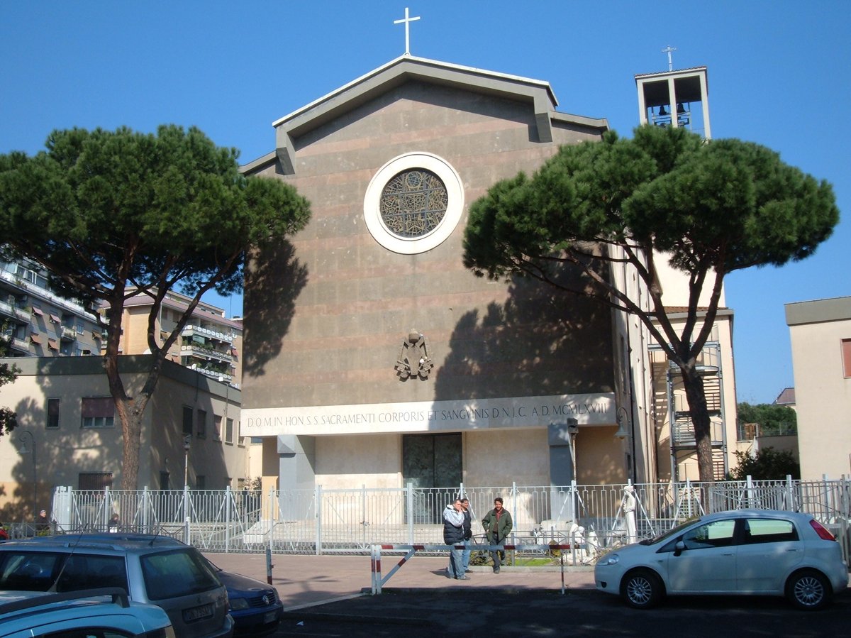 chiesa del Santissimo Sacramento a Tor de' Schiavi - 1