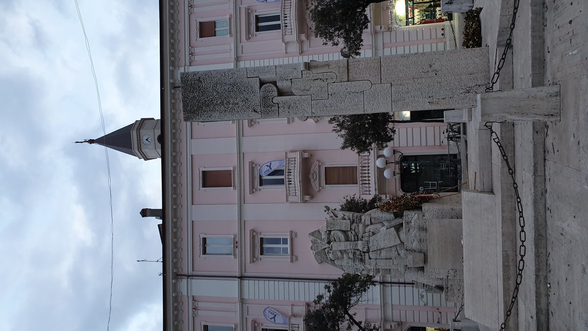 Il monumento della Guerra e della Ricostruzione