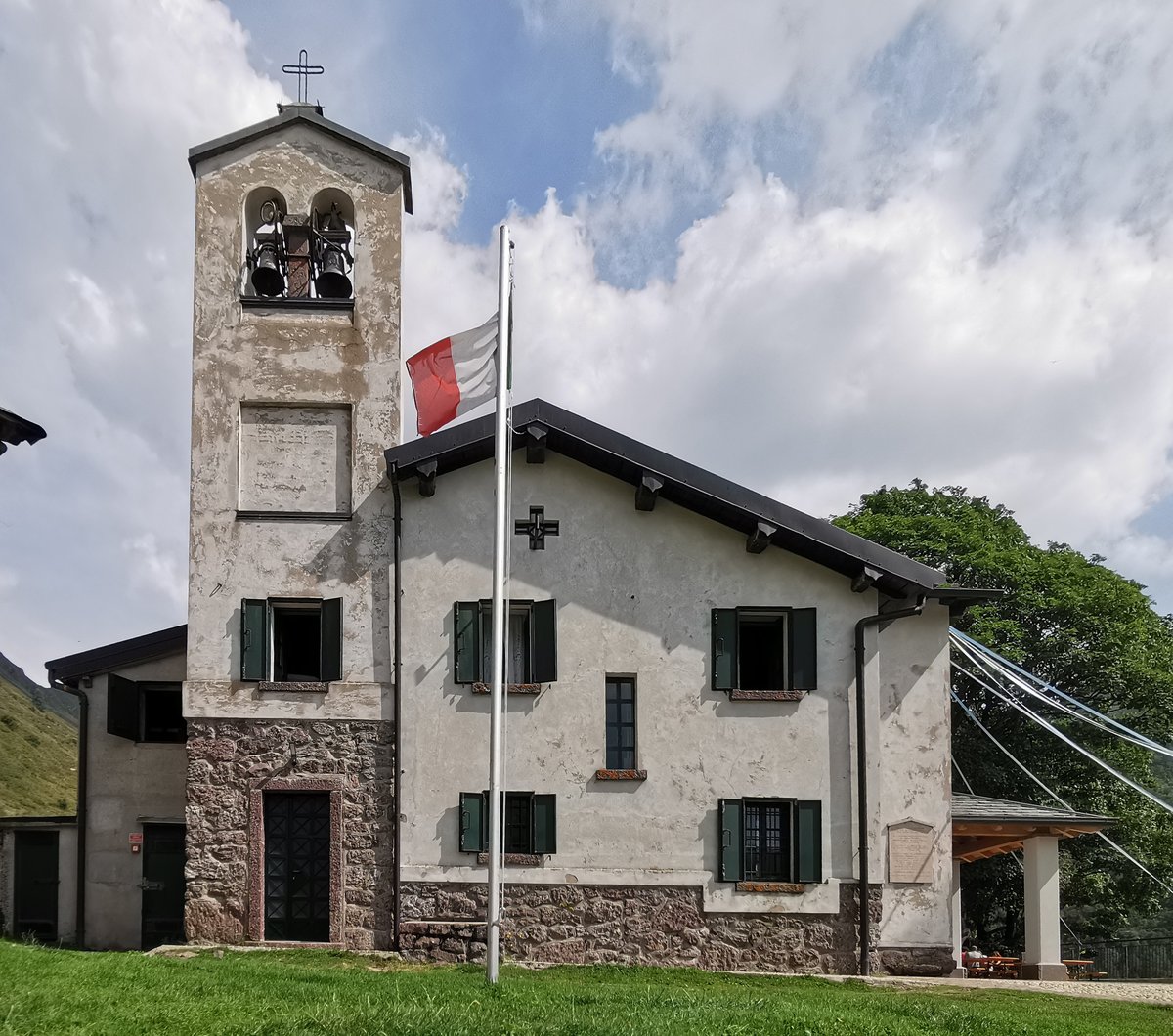 chiesa della Madonna della Neve - Introbio