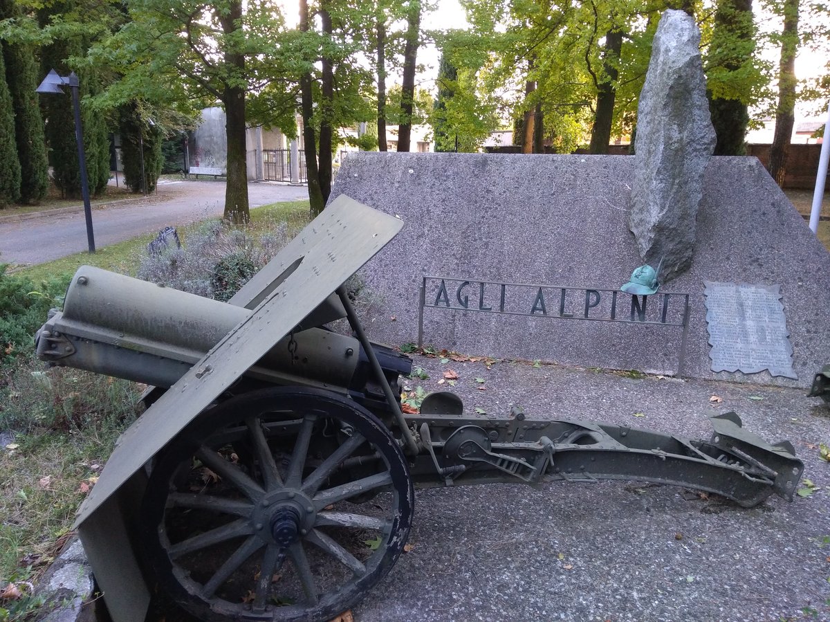 Monumento degli Alpini - Vedano Olona